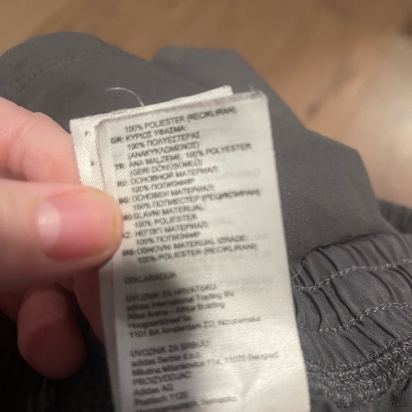 Adidas shorts women’s Athletic climalite polyester running measurements in pics - Picture 5 of 8